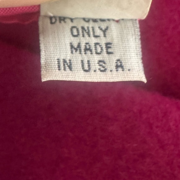 Christian Dior Vintage Size 10 Fuchsia Wool maxi coat with collared scarf. EUC - Picture 16 of 16